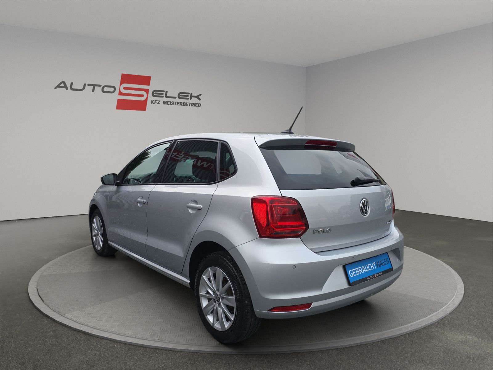 Fahrzeugabbildung Volkswagen Polo V Comfortline NAVI/ RÜCKFAHRKAMERA/ SHZ