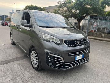 Peugeot Traveller - 2