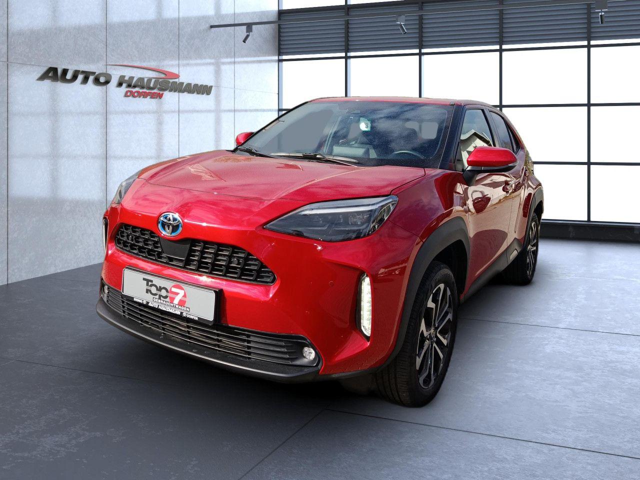 Toyota Yaris Cross 1.5 Hybrid Team D "Safety,Navi,Winte
