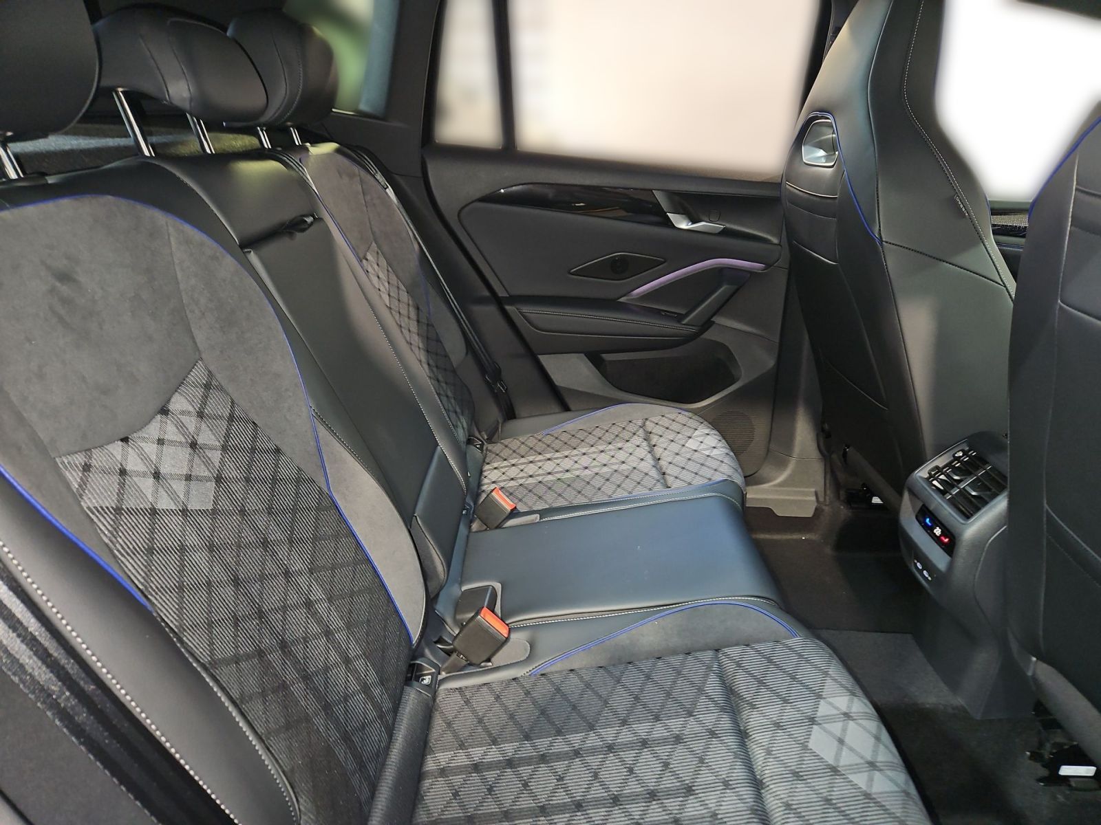 Volkswagen Tiguan - Bild 19