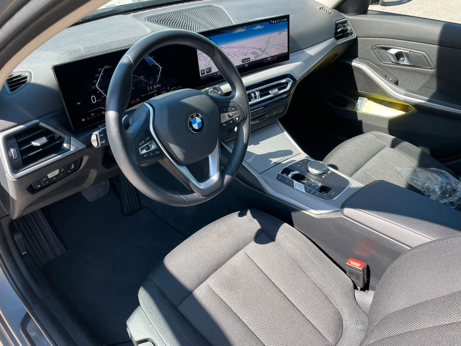 BMW 320d xDrive Touring DAB Navi LED Garantie Curved foto 8