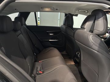 Fotografie 7 des Mercedes-Benz C 220 d T 9G-TRONIC Avantgarde