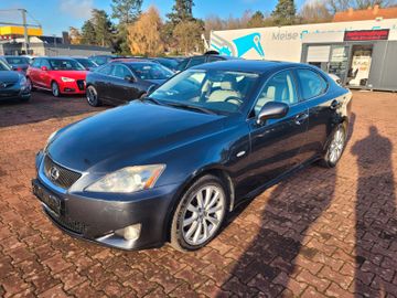 Lexus IS 220 - 1