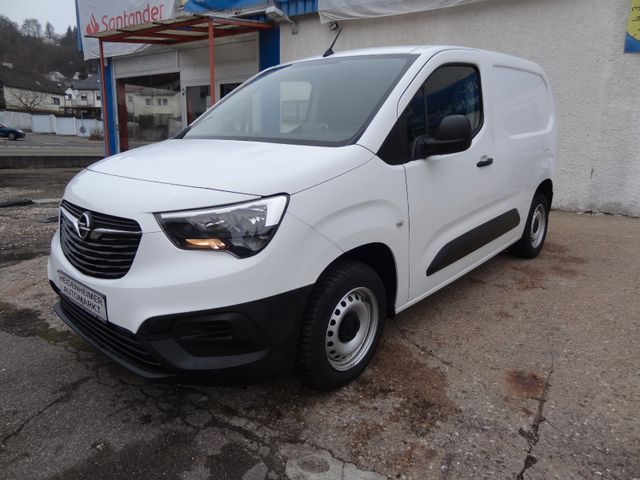 Fahrzeugabbildung Opel Combo E Cargo Selection/35TKM/1.Hd/