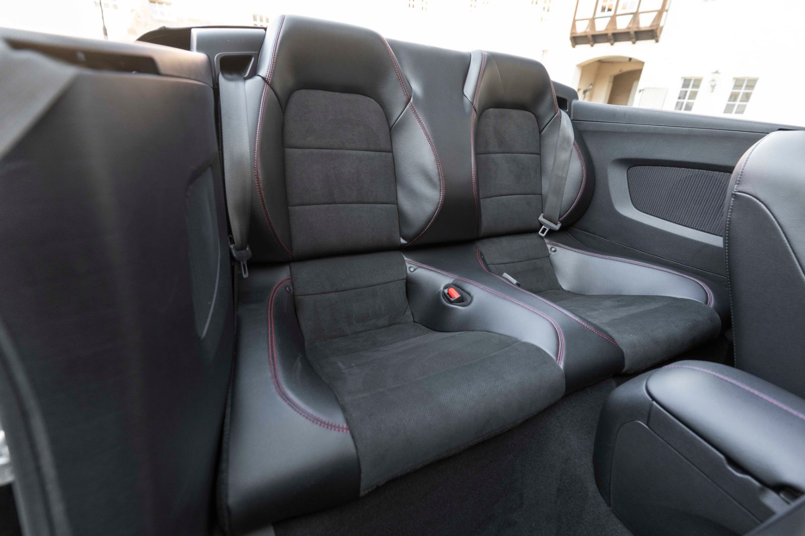 Fahrzeugabbildung Ford Mustang GT 5.0L CS Cabrio B&O KAM LED TOTW ACC