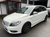 Mercedes-Benz B 180 1.6 BlueEfficiency - KLIMA ALU 1.HAND - Mercedes-Benz B 180 in Kassel