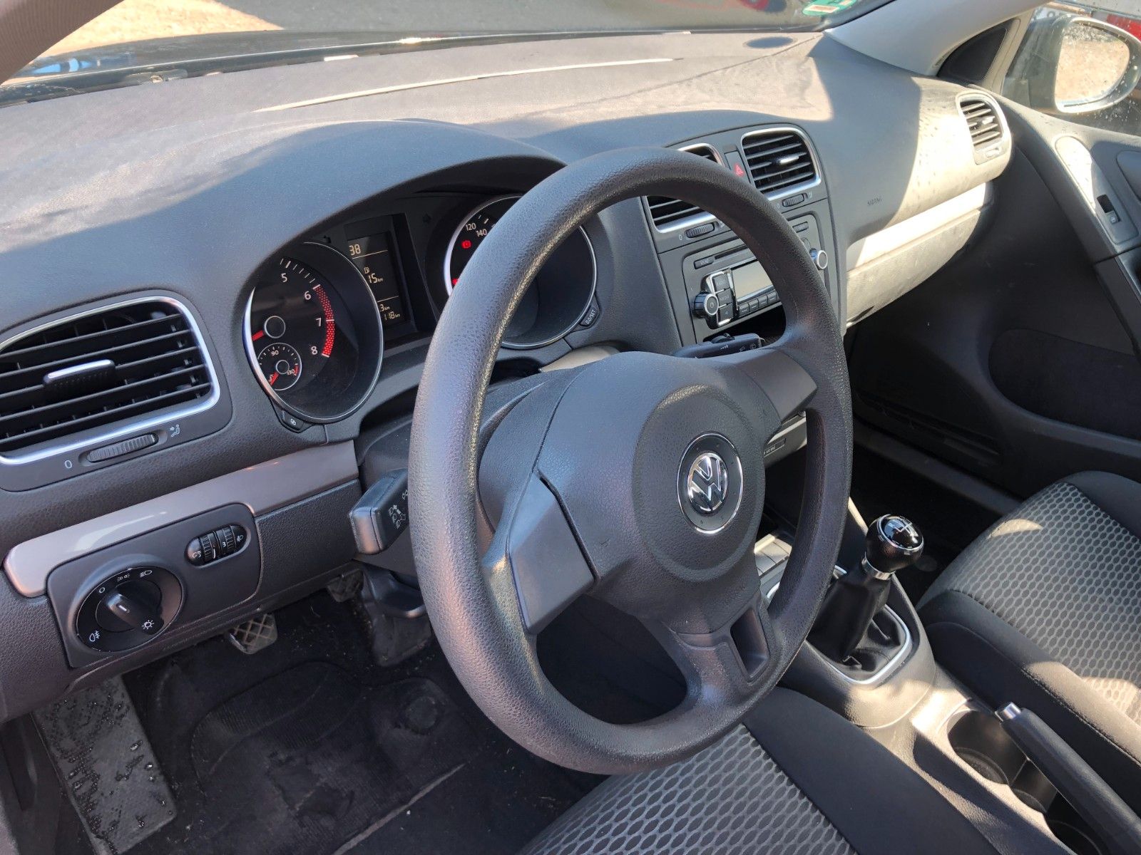 Fahrzeugabbildung Volkswagen Golf VI Trendline leichter Blechschaden