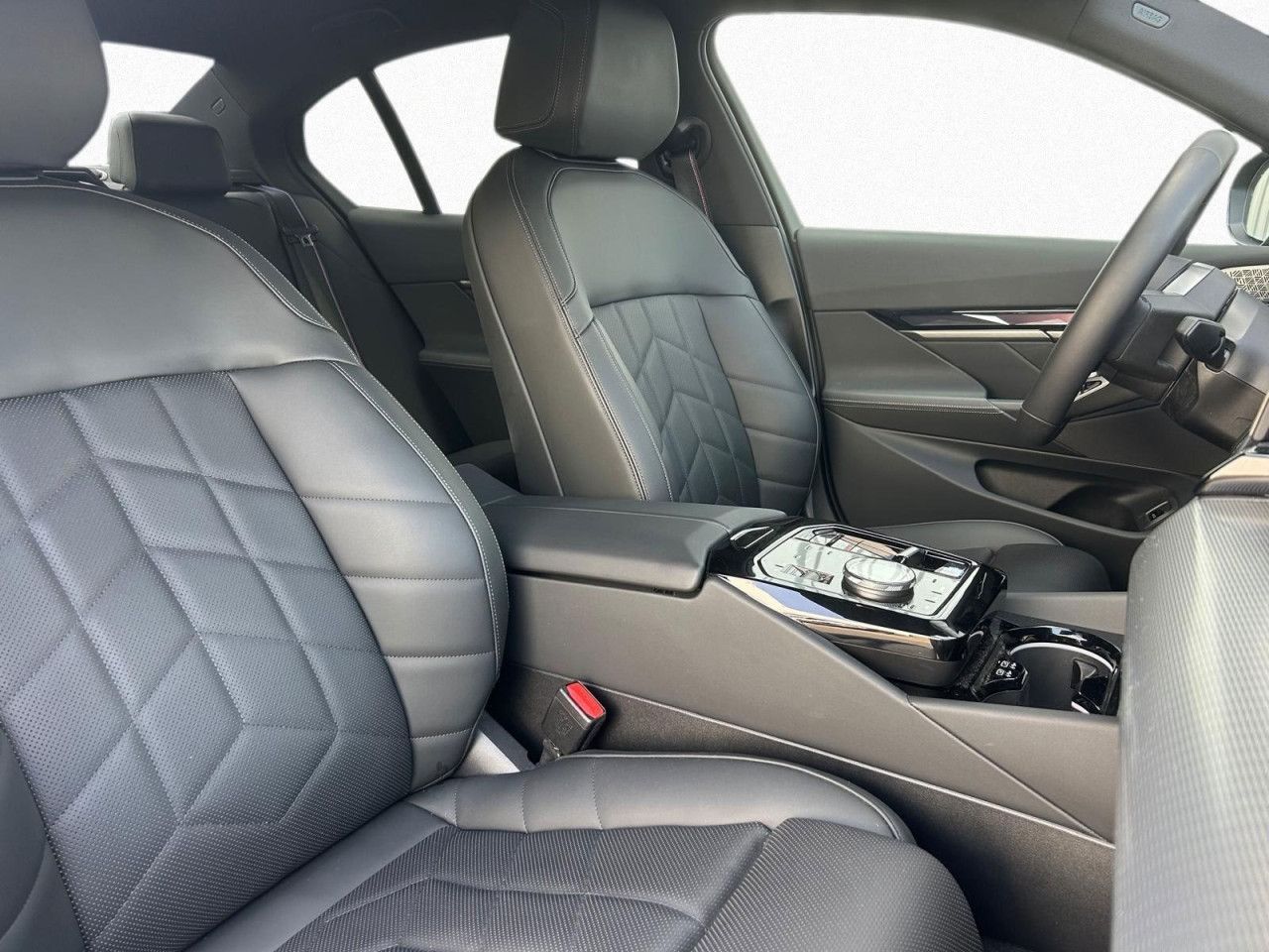 BMW i5 - Bild 11
