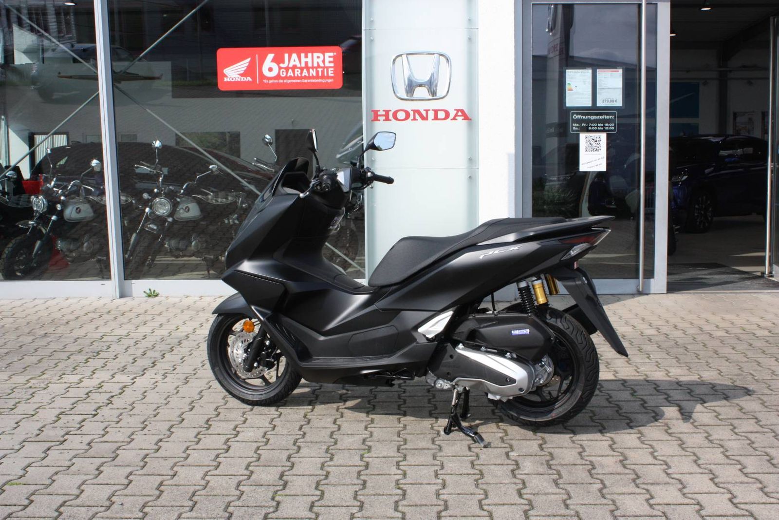 Fahrzeugabbildung Honda PCX 125  DX MY 2025 Deal Days