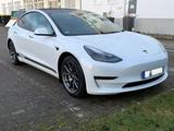 Tesla Model 3 Allrad LongRange "Komfort-Fahrwerk" - Tesla in Wuppertal