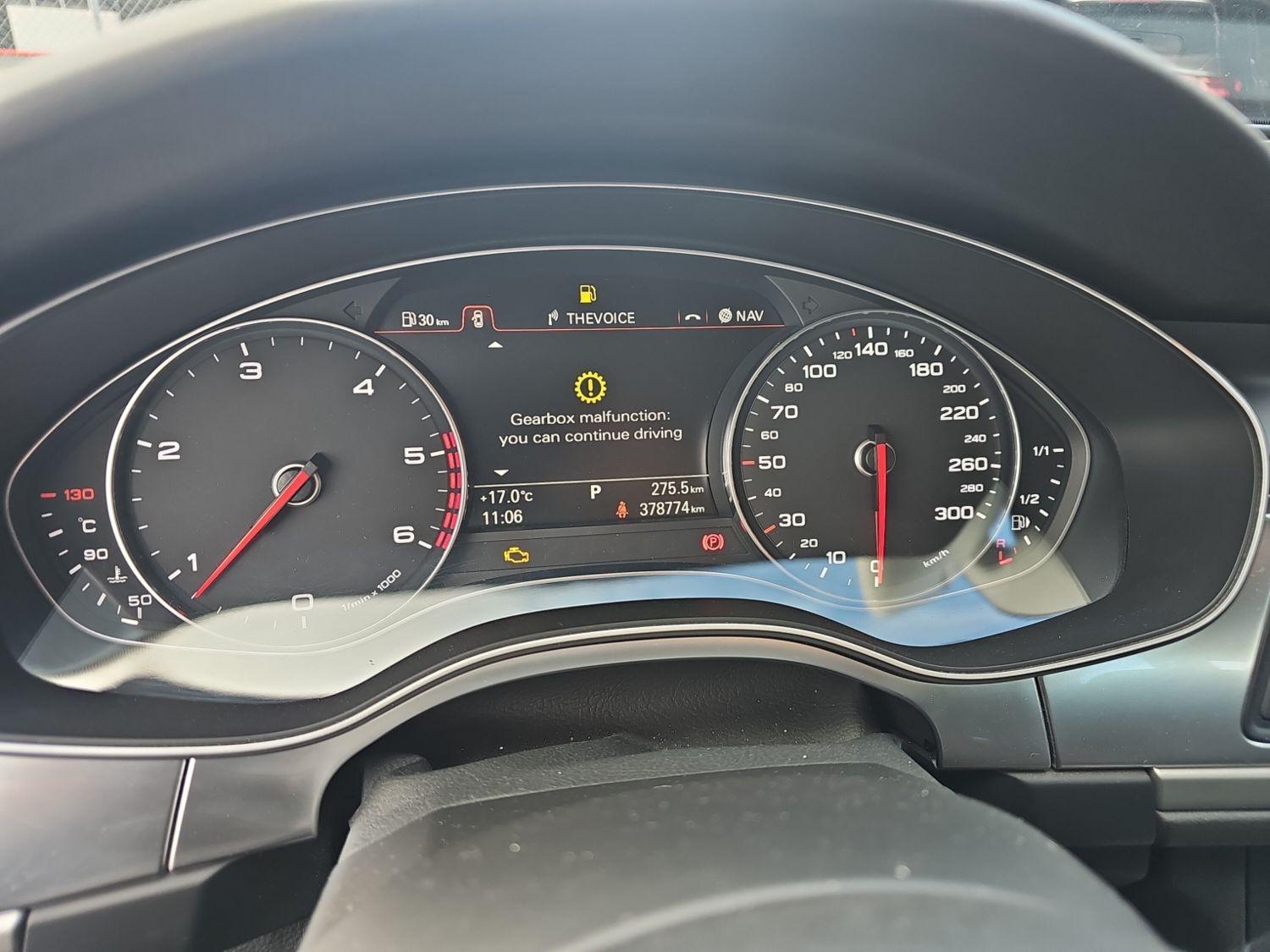 Audi A6 2014 — photo 24