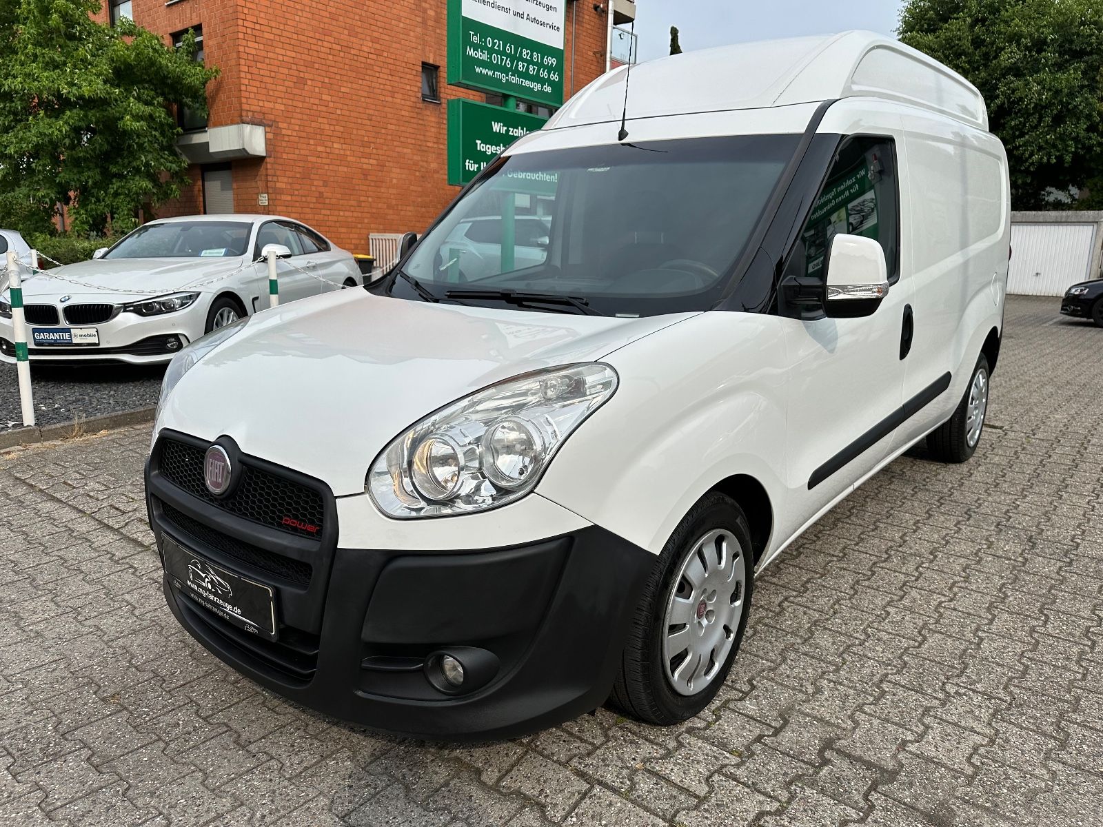 Fahrzeugabbildung Fiat Doblo SX Maxi Kasten Hochdach Klimaautomatik
