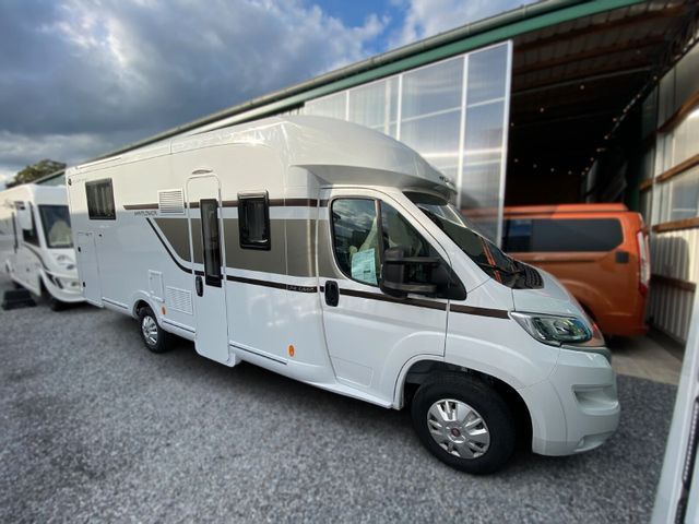 Fleurette Mayflower 74 LMF 2023 Queensbett TOP Ausstattung