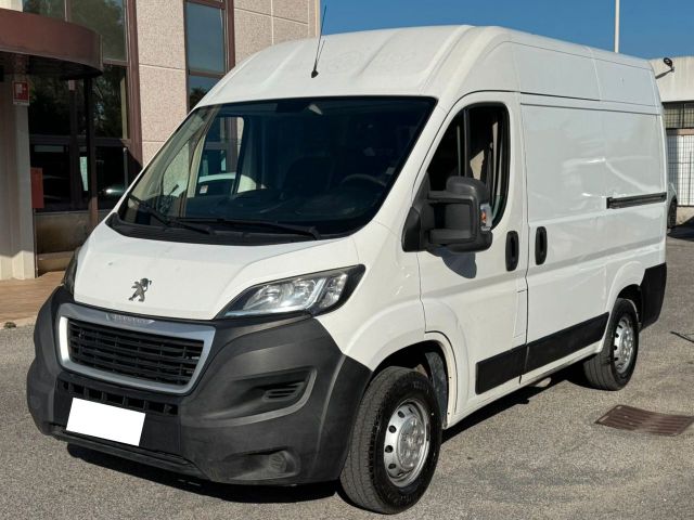 PEUGEOT Boxer