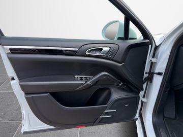 Porsche Cayenne - 10