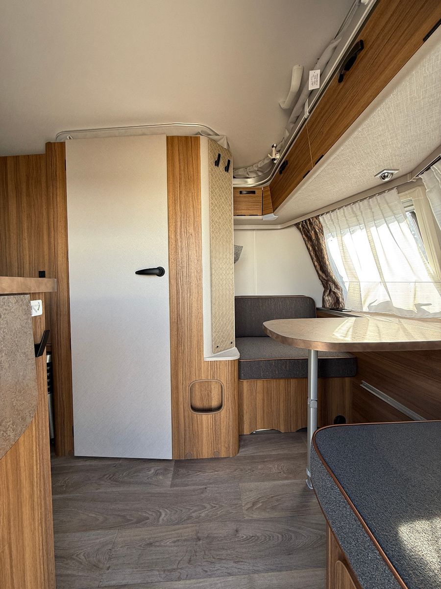 Fahrzeugabbildung HYMER / ERIBA / HYMERCAR Touring 542 - Legend- 5.784€ sparen !!!