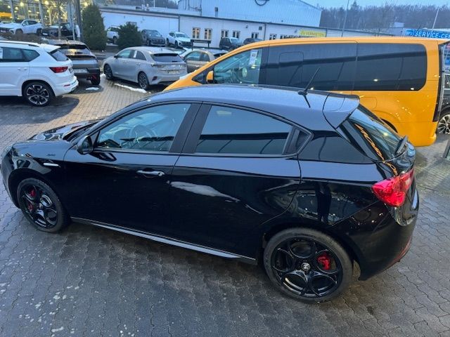 Fahrzeugabbildung Alfa Romeo Giulietta Sprint SHZ XENON NAVI