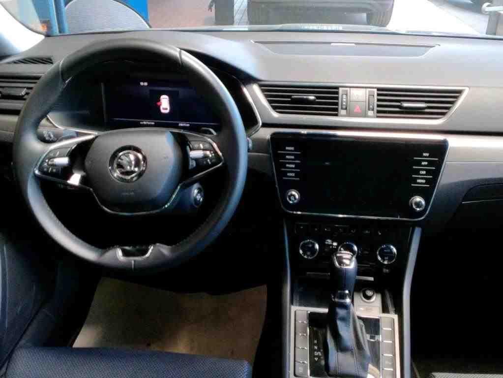 Skoda Superb - Bild 6