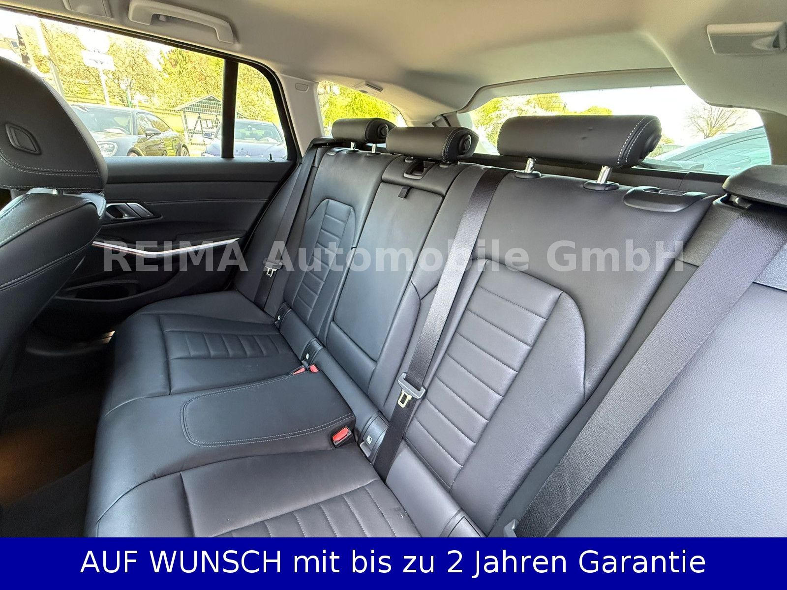 Fahrzeugabbildung BMW 330d  Touring xDrive Sport Line, LED