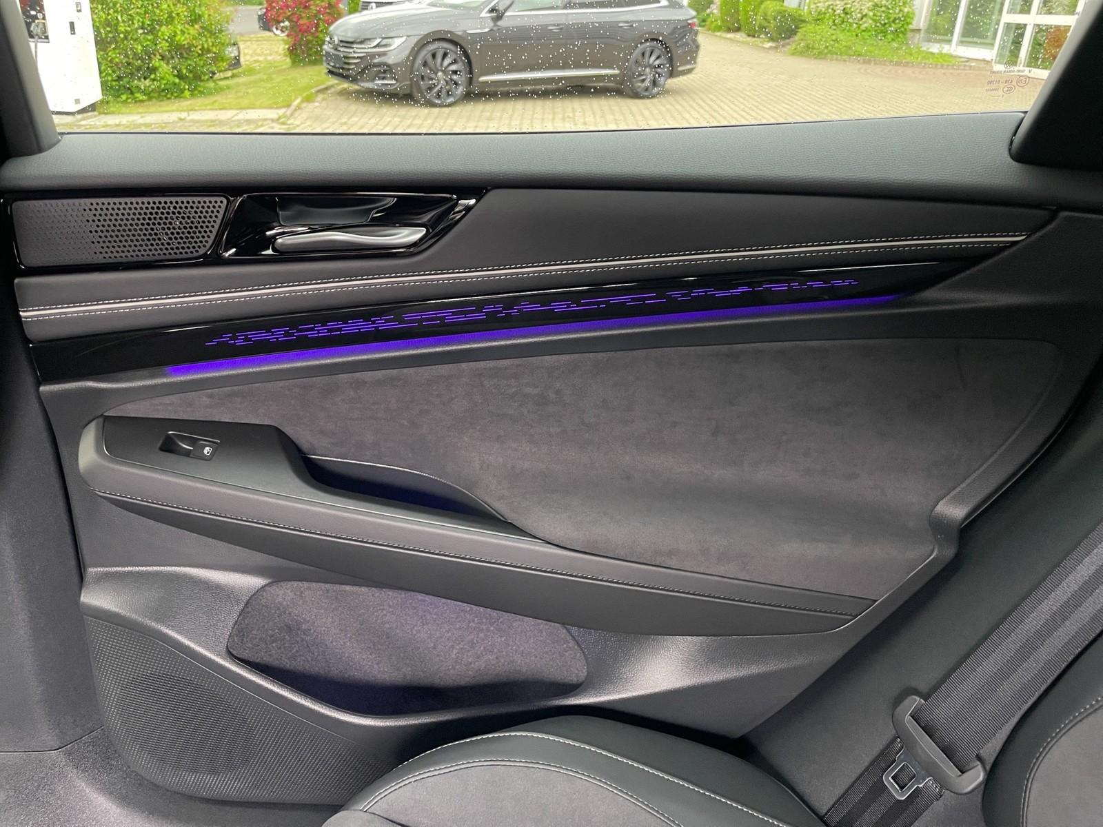 Volkswagen ID.7 Tourer Pro +AHK+MATRIX+AREA-VIEW+NAVI+LED++
