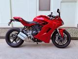 Ducati Supersport - DUCATI SUPERSPORT