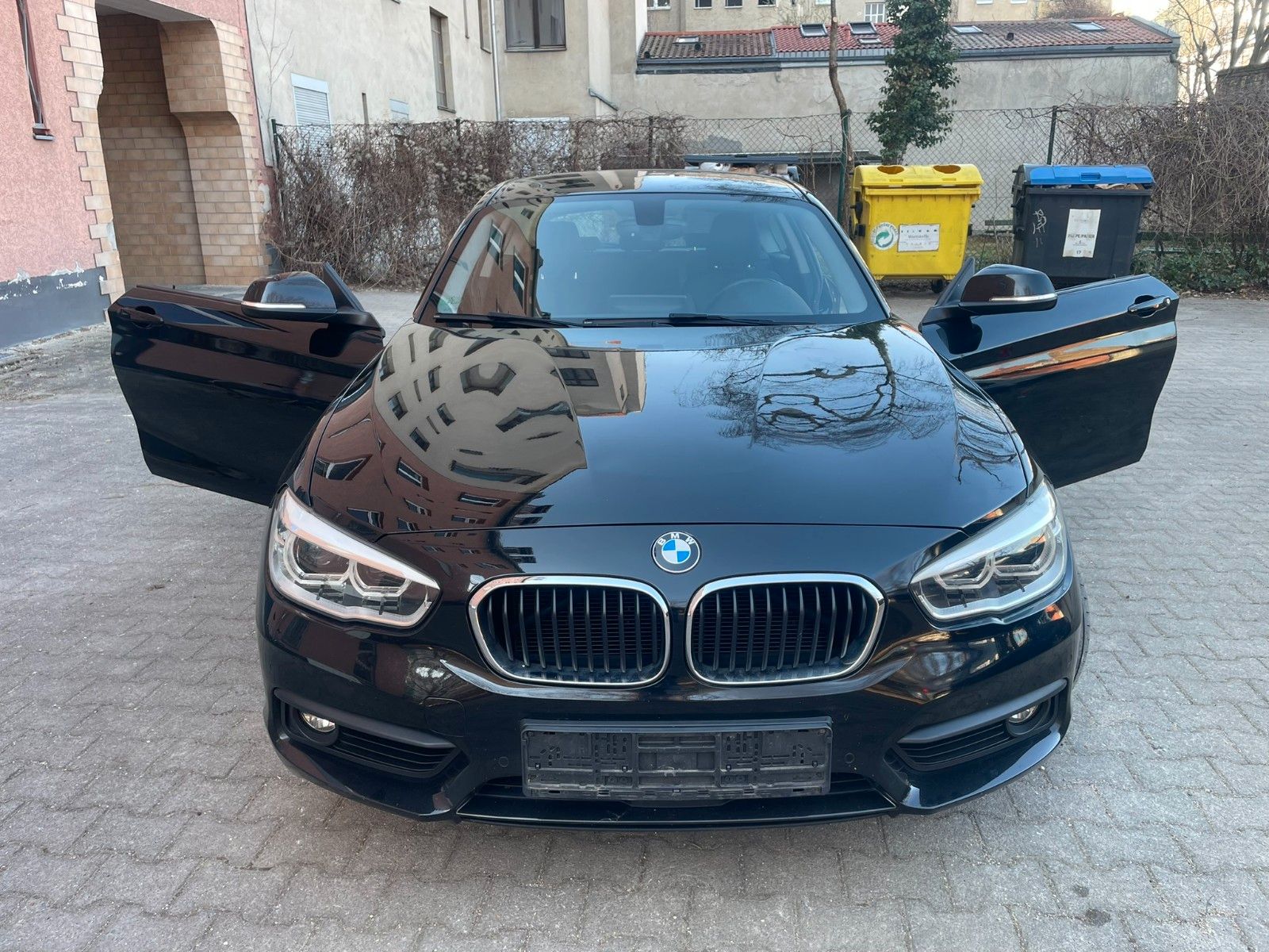 BMW 120