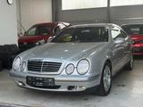 Mercedes-Benz CLK 200 Sport 1Hand - Mercedes-Benz CLK 200: Sport