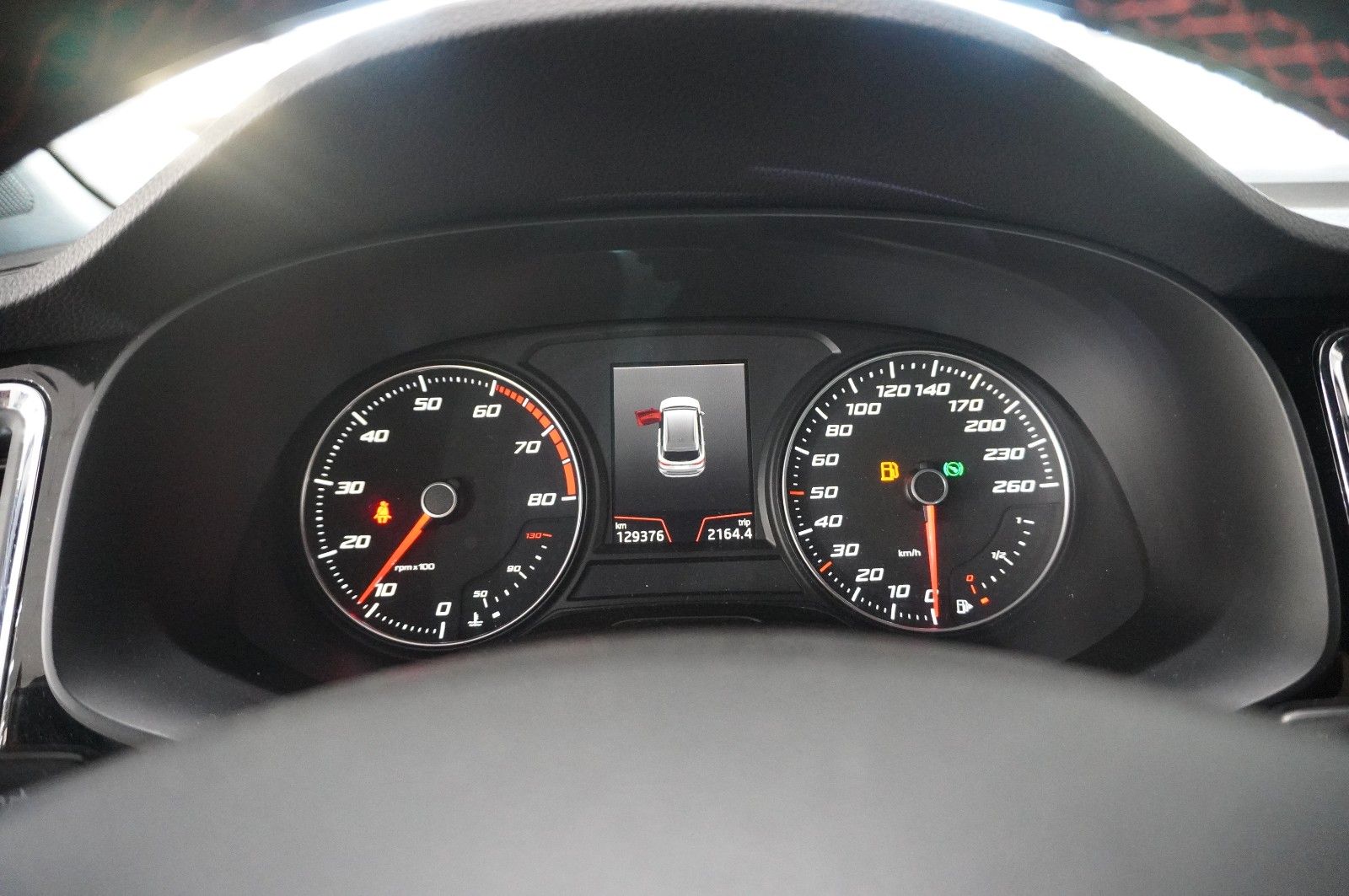 Fahrzeugabbildung SEAT Ateca .1.5 TSI FR SPORT DSG NAVI/LED/KAMERA/AHK