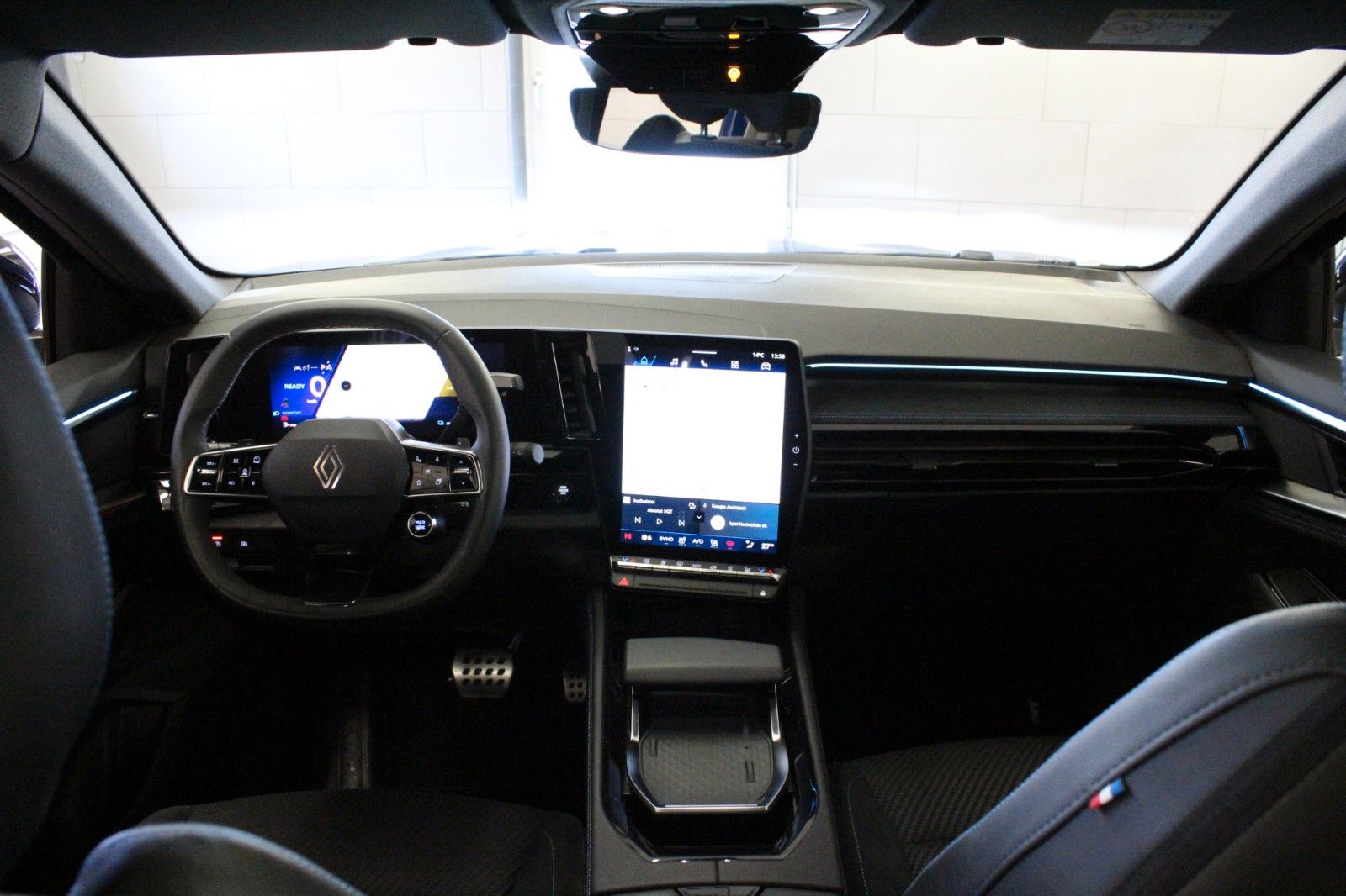 Fahrzeugabbildung Renault Austral E-Tech Full Hybrid 200 Techno Esprit Alp