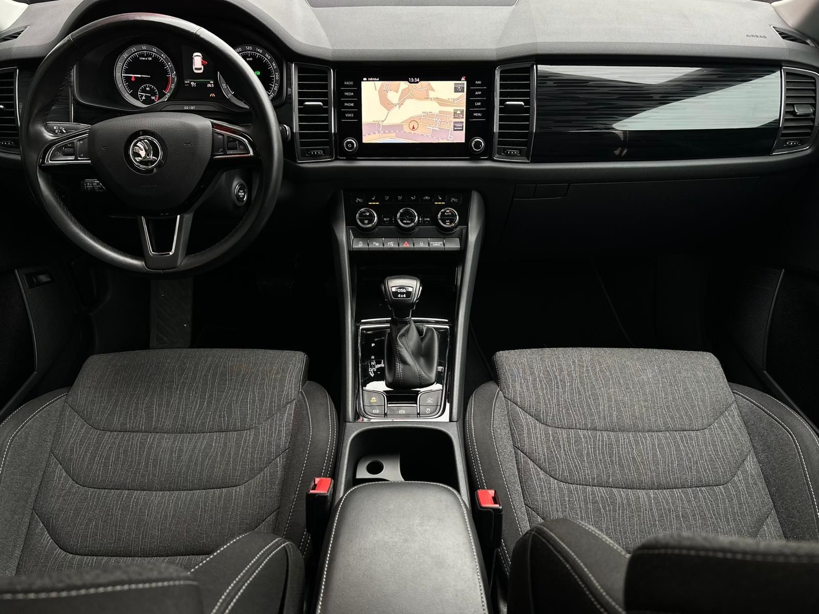 SKODA Kodiaq 2.0TDI STYLE 4x4* LED#SHZ#LH#ACC#KEYL#AHK - Image 10