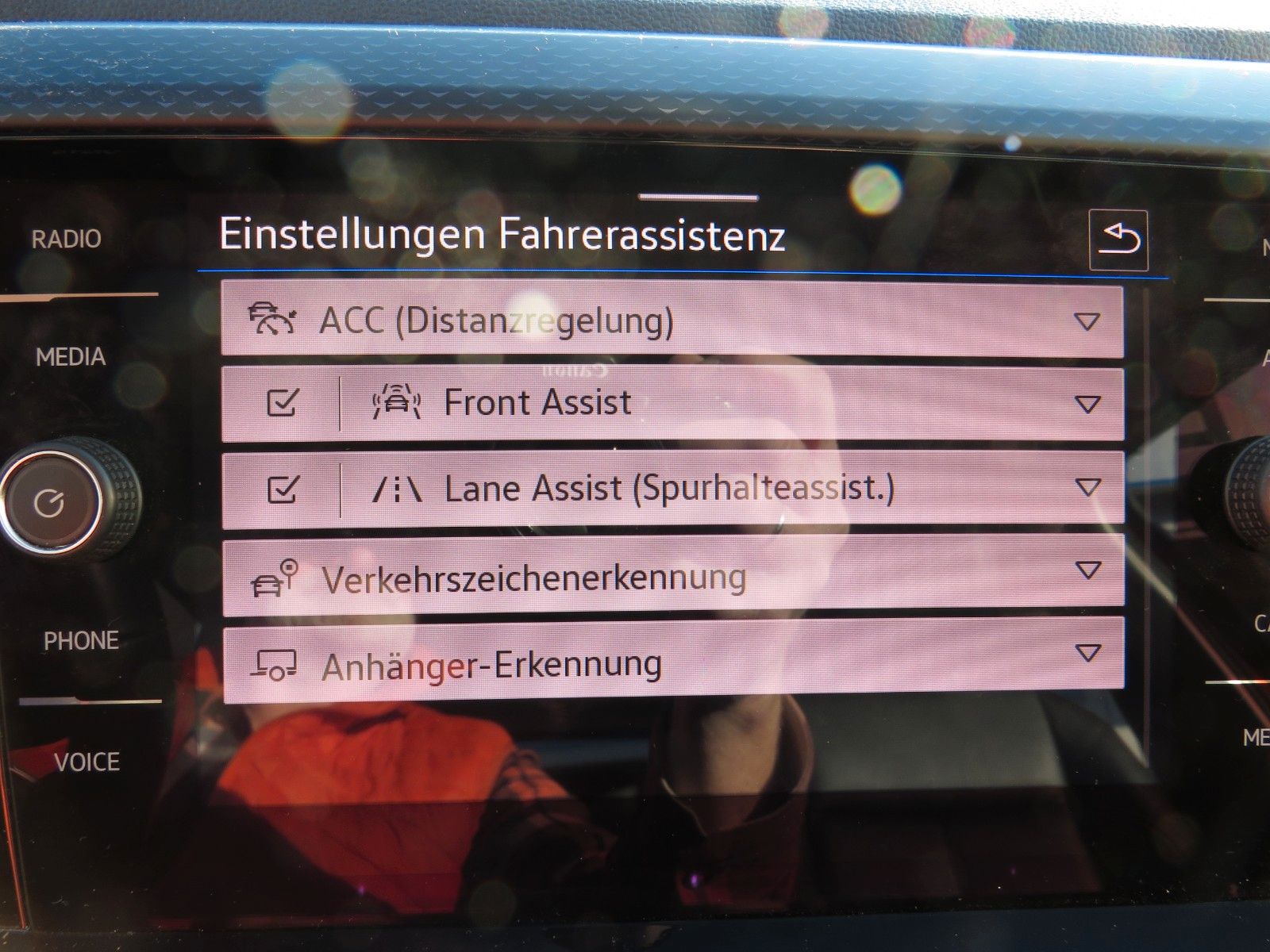 Fahrzeugabbildung Volkswagen T-Cross United LEDER DAG ACC APP-CONNECT KAMERA