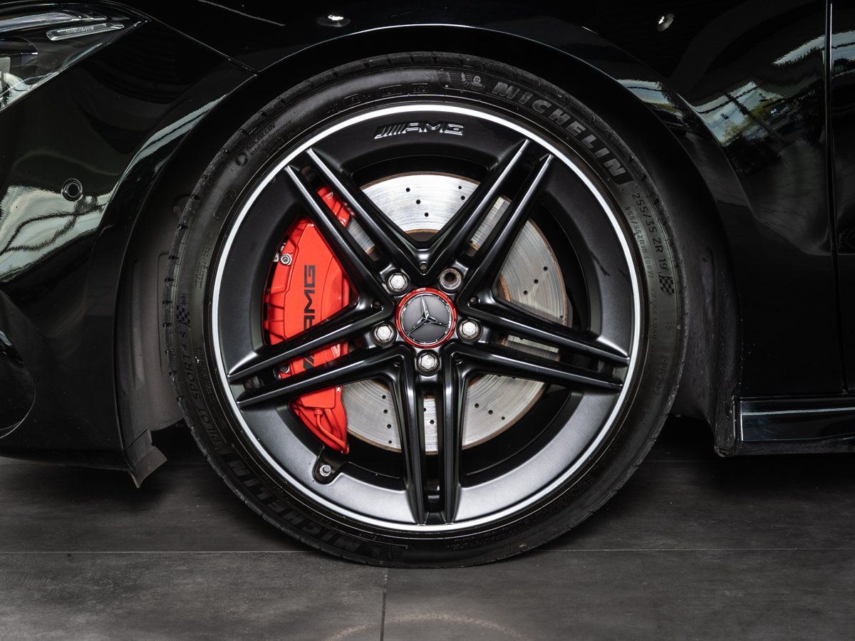 Mercedes-Benz AMG CLA 45 S 4Matic TRACK APPLE foto 4