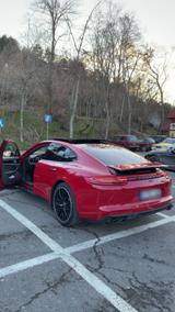 Porsche Panamera 4 3.0 V6 - Porsche Panamera: V6