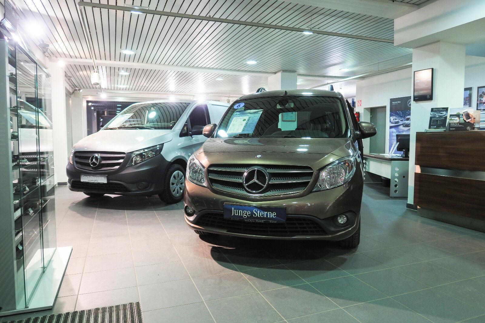 showroom-image-main