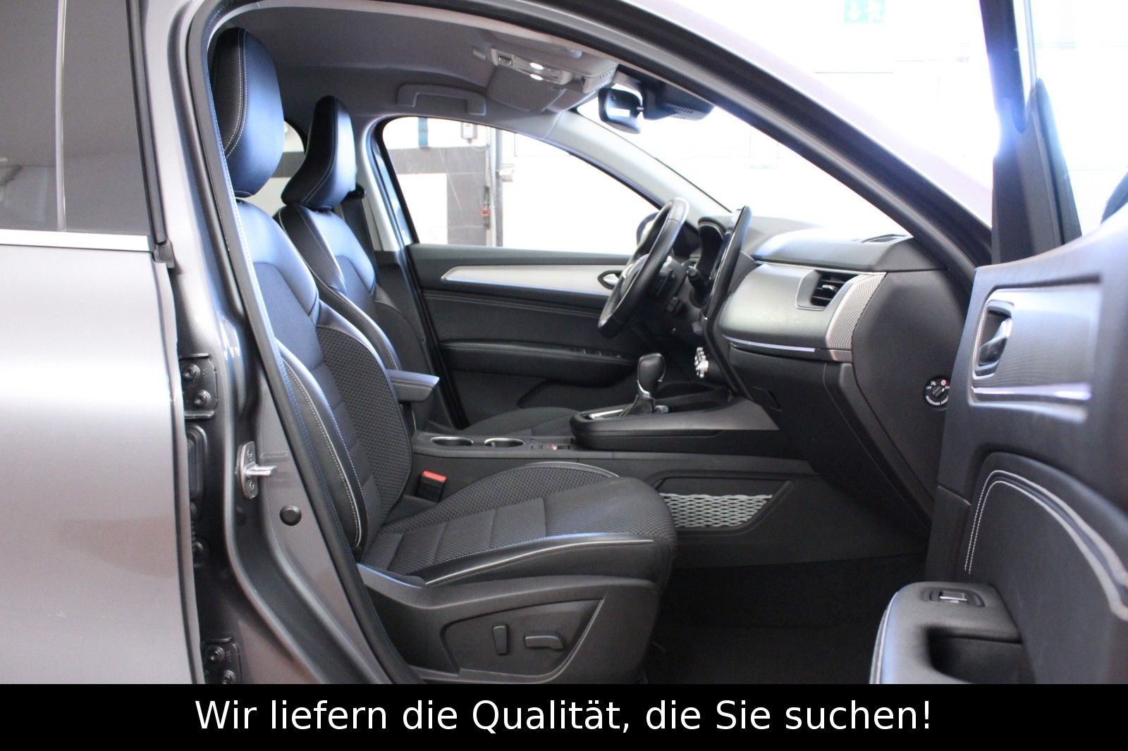 Fahrzeugabbildung Renault Arkana Mild Hybrid 140 EDC Techno