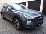 Hyundai SANTA FE 2.2 CRDi Premium 4WD 8AT SEVEN Standhzg - Hyundai SANTA FE: 7 Sitzer