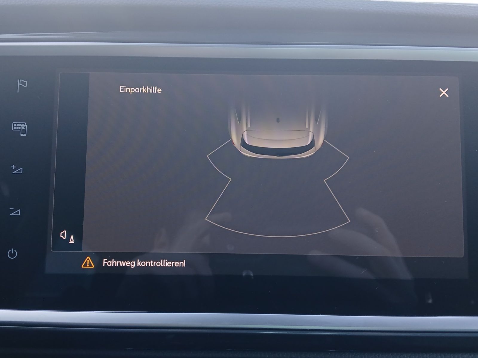 Fahrzeugabbildung SEAT Ateca 1.5 TSI DSG Road Edition LED Keyless