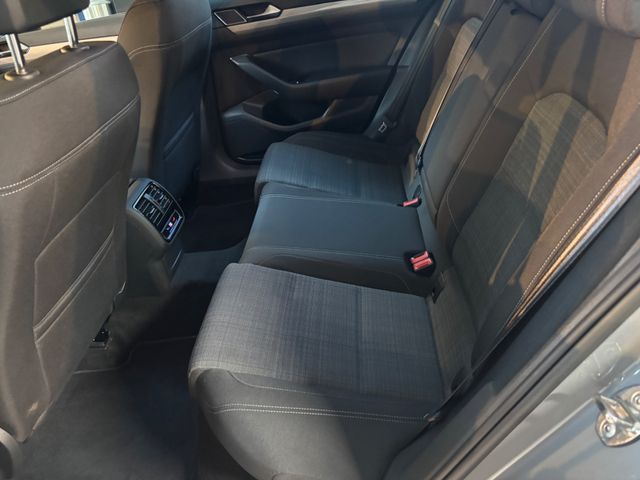 Passat Variant 2.0 TDI *LED*APP*DAB*NAVI*
