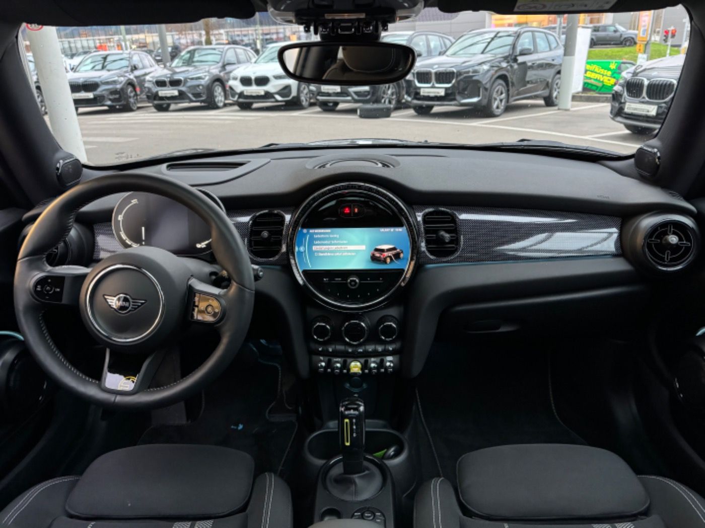 Fahrzeugabbildung MINI Cooper SE Electric Trim GSD GARANTIE bis 11/2028