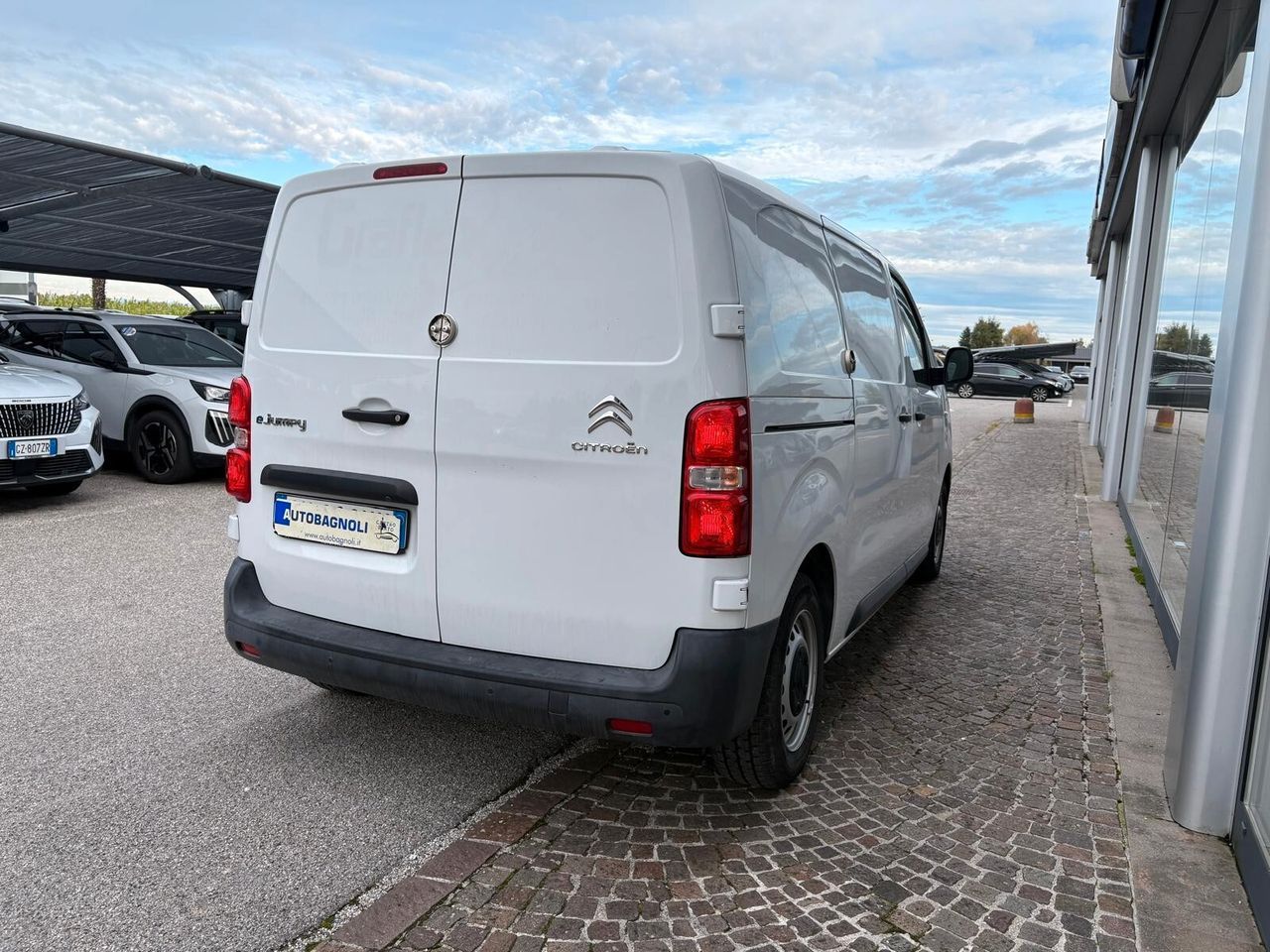 Citroën Citroen Jumpy M CLUB elettrico 75 kWh Furgone SP imagem 3