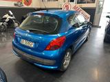 Peugeot 307 3 porte - Peugeot 307 mit LPG-Antrieb