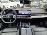 BMW 550e xDrive Tour. M Sport || AHK Pano el.Sitze - BMW 550 Gebrauchtwagen