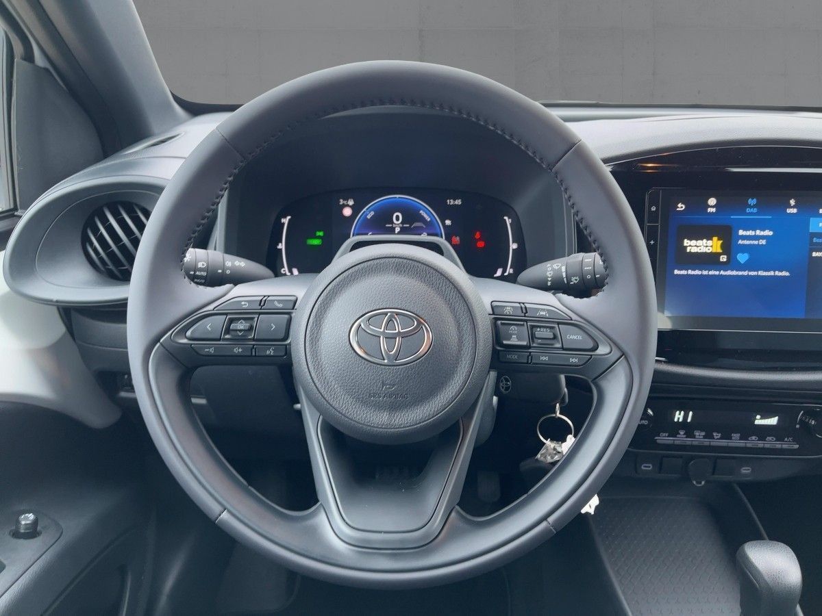 Toyota Aygo (X) - Bild 11
