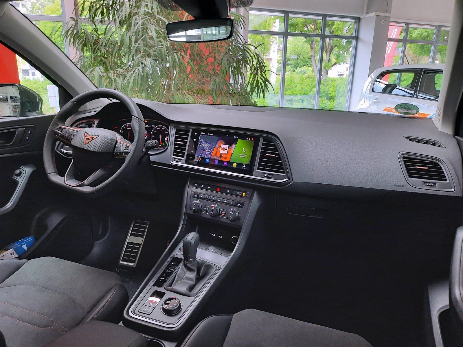 Fahrzeugabbildung CUPRA Ateca TSI 4x4 DSG *AHK*Cam*LED*Navi*PDC*Sitzhzg*