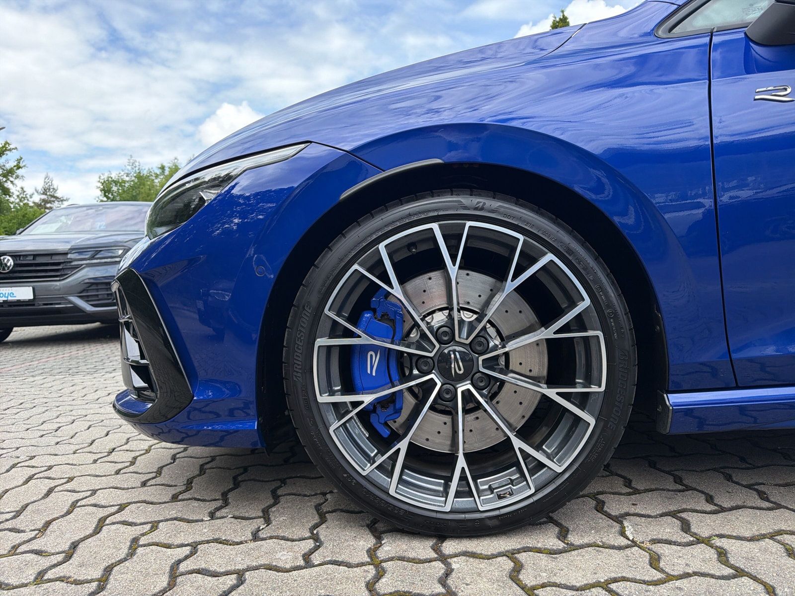 Golf R 4M DSG Navi PANO Harman Kardon Matrix
