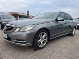 Mercedes-Benz E 350 4MATIC Autom./DISTRONIC/SPURASSI/TOTWINKE. - Mercedes-Benz E 350 aus 2011: 4matic