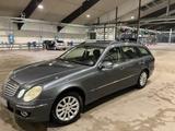 Mercedes-Benz E 280 S211 (Kombi/T-Modell) - Mercedes-Benz E 280 mit Benzin-Antrieb: Kombi
