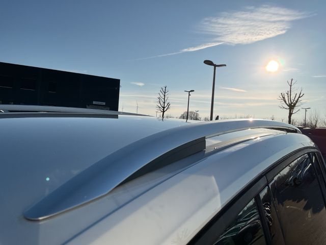 Touran Active 2.0 TDI Navi ACC Apple CarPlay