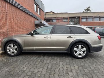 Audi A6 Allroad - 8