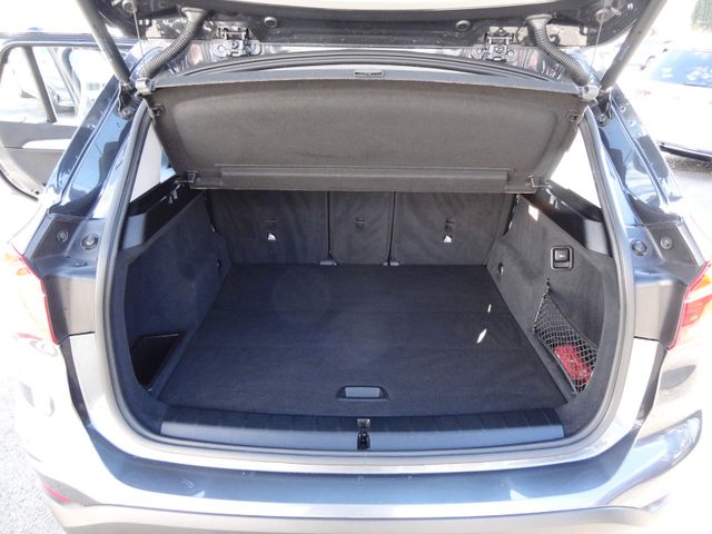 Fahrzeugabbildung BMW X1 sDrive 18 i Advantage/1.Hd/Pano/AHK/Kam/Navi/